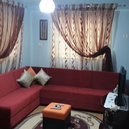 Odise'S Suite Korce Bagian luar foto