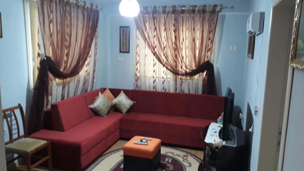 Odise'S Suite Korce Bagian luar foto